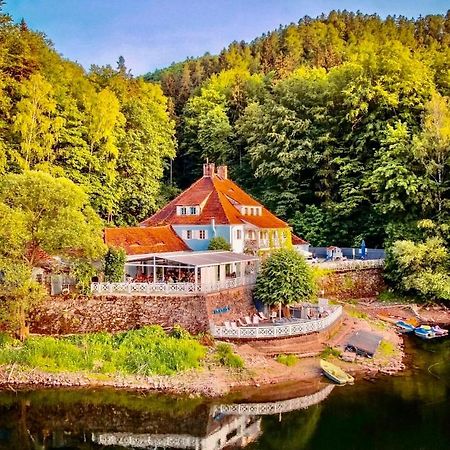 Bed and Breakfast Fregata Загуже-Слёнске Экстерьер фото