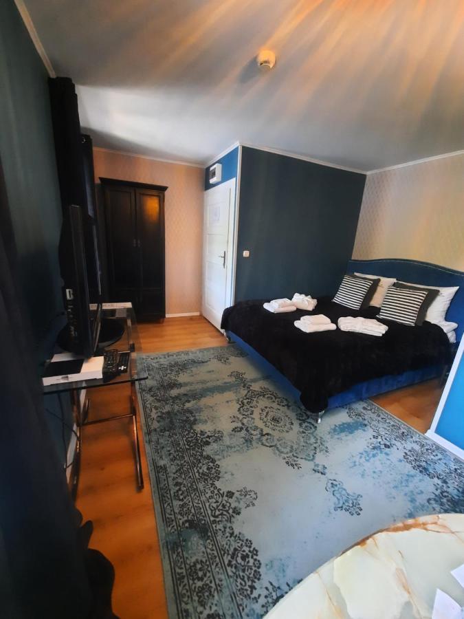 Bed and Breakfast Fregata Загуже-Слёнске Экстерьер фото